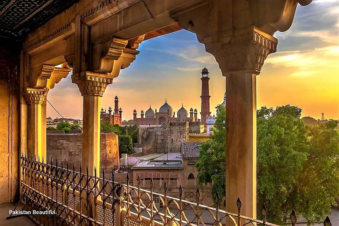 10 Incredible Pakistan Adventures For Your Bucket List to Must Experience!