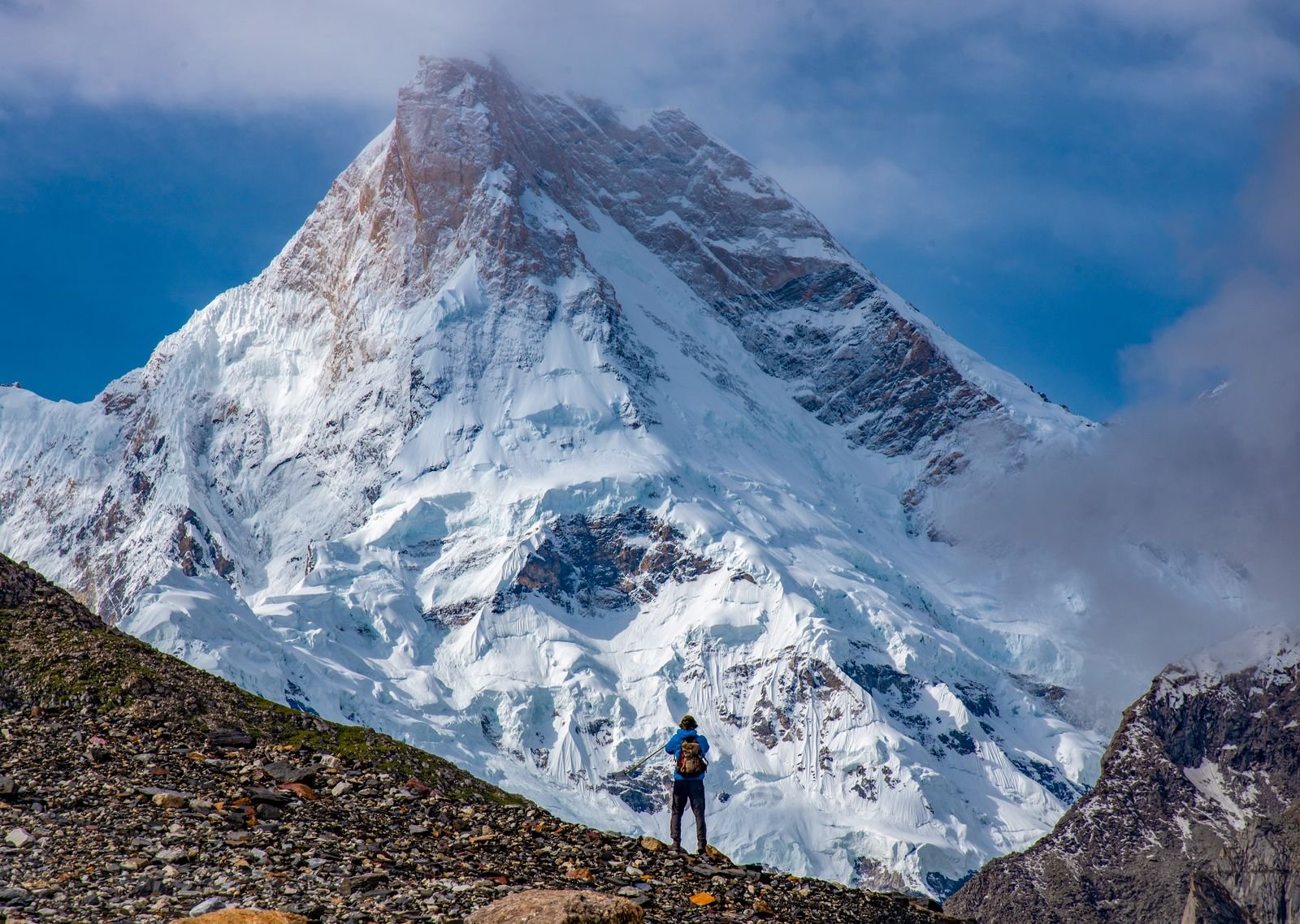 Trekking & Hiking