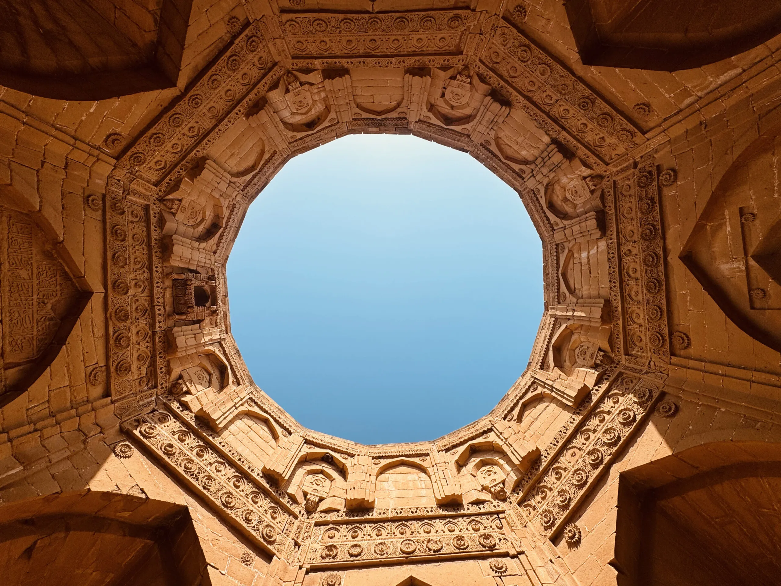 2 Days Karachi & Makli