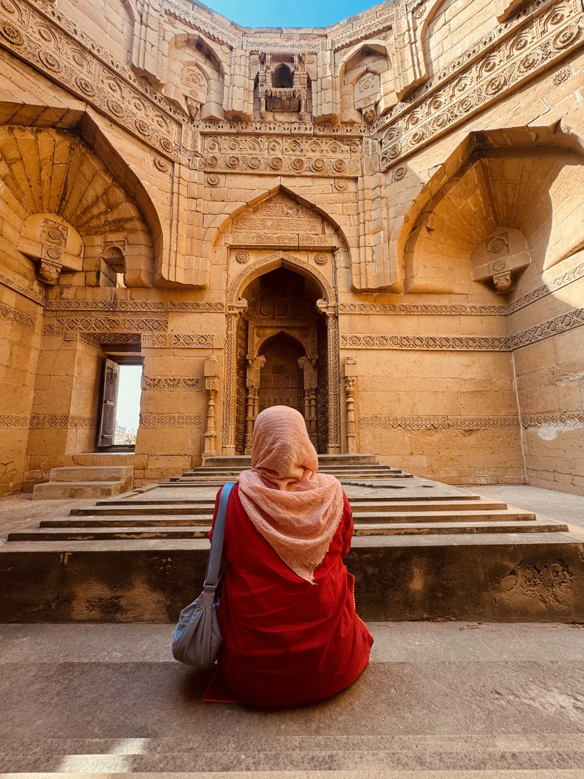 2 Days Karachi & Makli