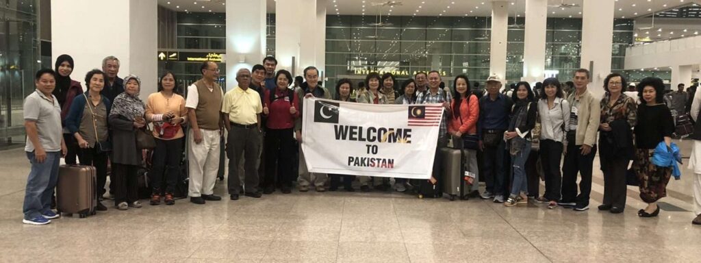 tourist welcome in pakistan