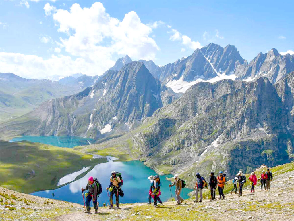 trekking in pakistan