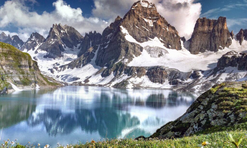 Azad Jammu & Kashmir Tours
